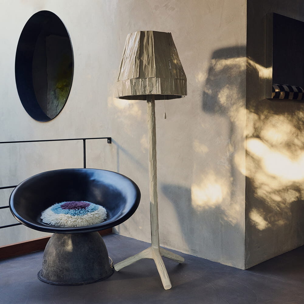 Floor lamps